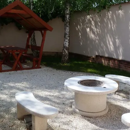 Kato Apartman * Heviz