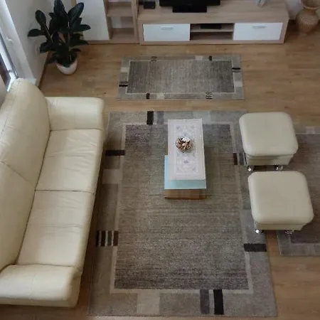 Διαμέρισμα Kato Apartman *